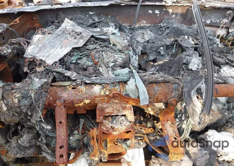 2005 Scion Tc из США, поврежденный, VIN JTKDE167150027348